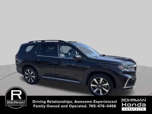 Used 2024 Honda Pilot Touring image 5