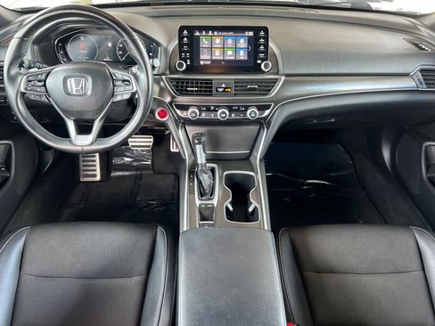 Used 2018 Honda Accord Sport image 3