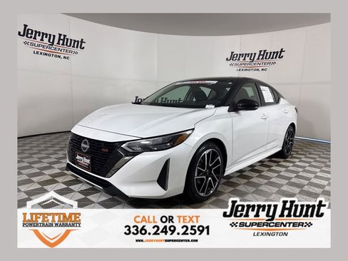 Used 2024 Nissan Sentra SR image 1