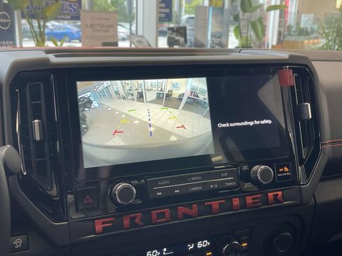 New 2025 Nissan Frontier PRO-4X image 21