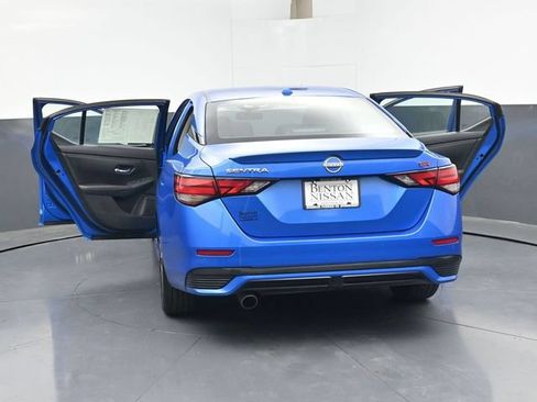 Used 2025 Nissan Sentra SR FWD image 48