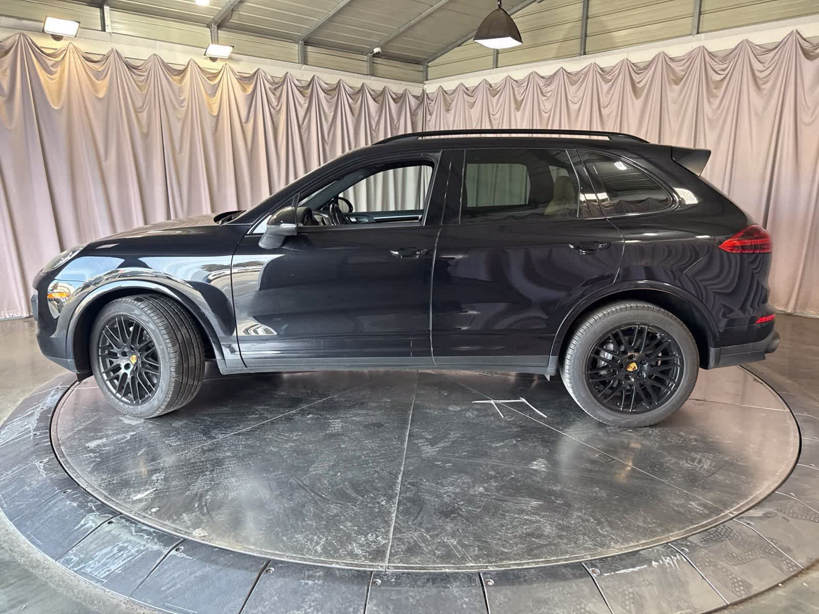 Used 2018 Porsche Cayenne AWD/4WD image 8