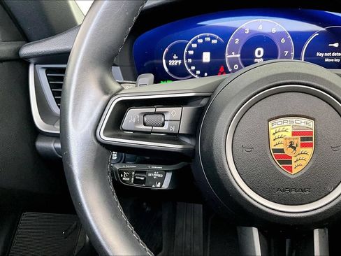 Used 2025 Porsche 911 Carrera RWD image 24