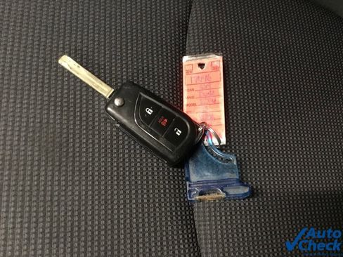 Used 2019 Toyota RAV4 LE image 51