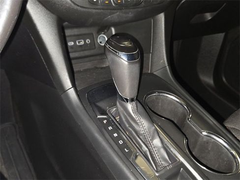 Used 2019 Chevrolet Equinox LT w/ Driver Convenience Package image 20