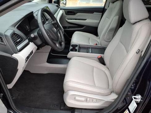 Used 2024 Honda Odyssey EX-L image 15