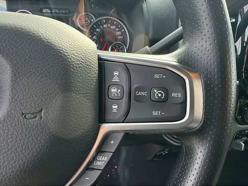 Used 2025 RAM 2500 Big Horn w/ Bed Convenience Group image 28