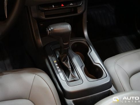 Used 2018 Chevrolet Colorado W/T RWD image 14