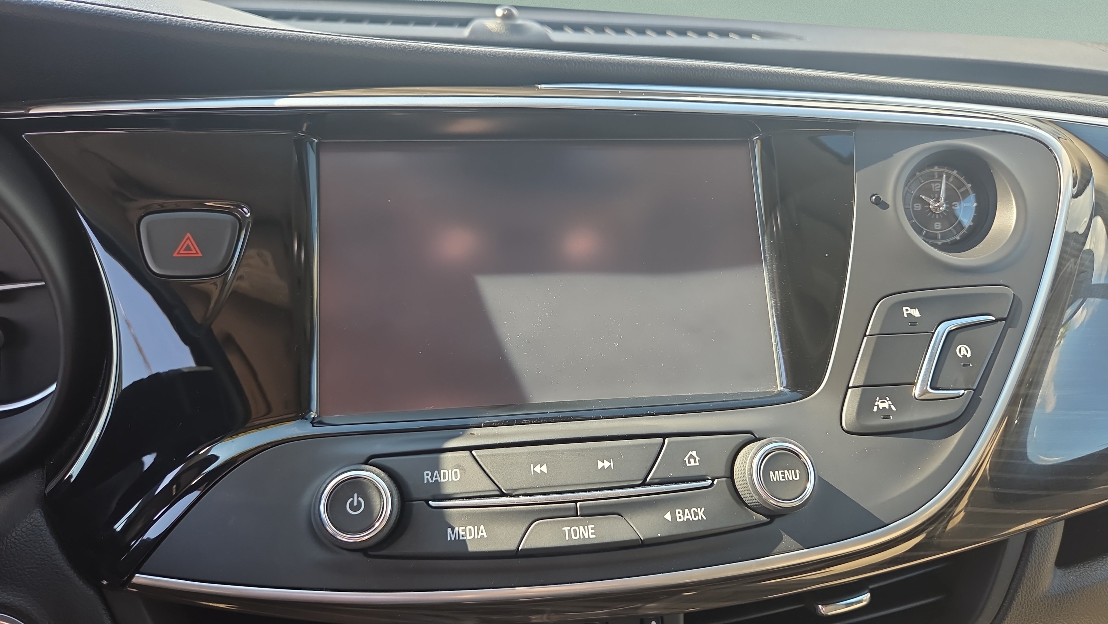Used 2020 Buick Envision Premium AWD/4WD image 27