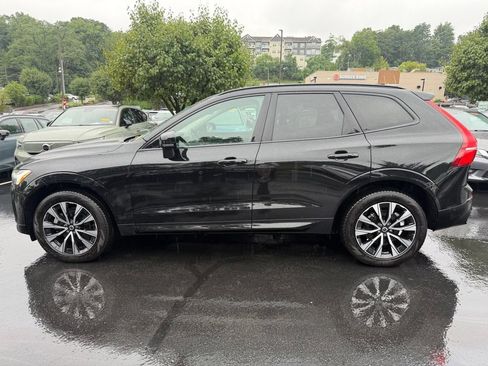 Used 2024 Volvo XC60 B5 Plus w/ Protection Package Premier AWD/4WD image 3