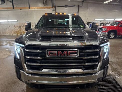 New 2026 GMC Sierra 2500 SLT image 2