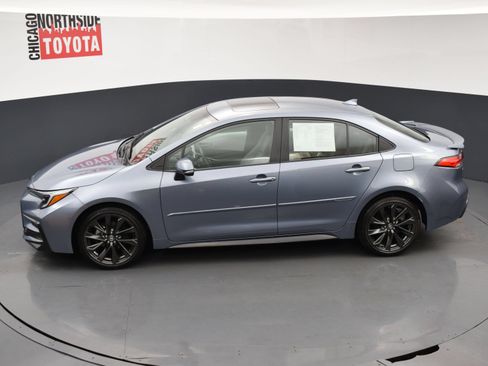 Used 2024 Toyota Corolla SE w/ SE Premium Package FWD image 19