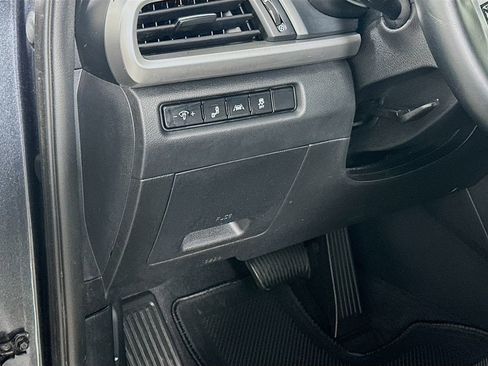 Used 2021 Kia Telluride S image 10