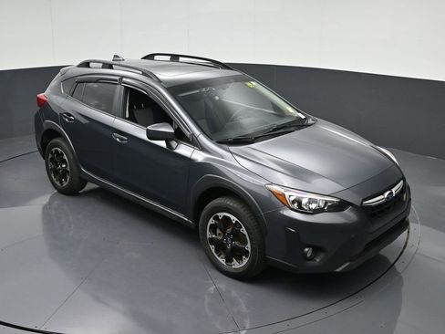 Used 2023 Subaru Crosstrek 2.0i Premium AWD/4WD image 27