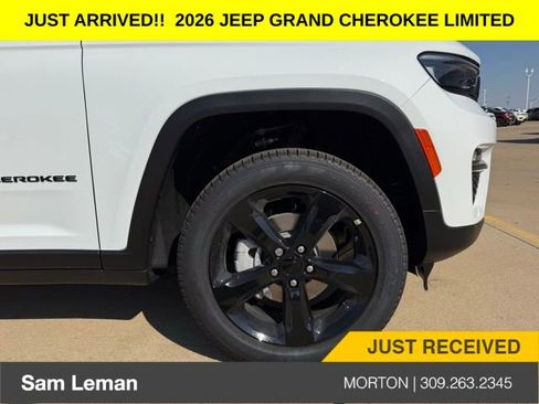 New 2025 Jeep Grand Cherokee Limited w/ Black Appearance Package image 3