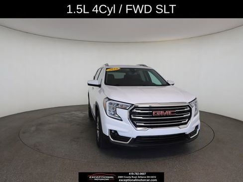 Used 2023 GMC Terrain SLT image 30
