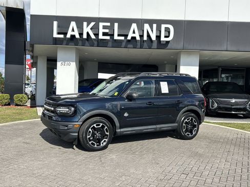 Used 2022 Ford Bronco Sport Outer Banks w/ Tech Package image 2