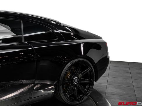 Used 2016 Rolls-Royce Wraith RWD image 16