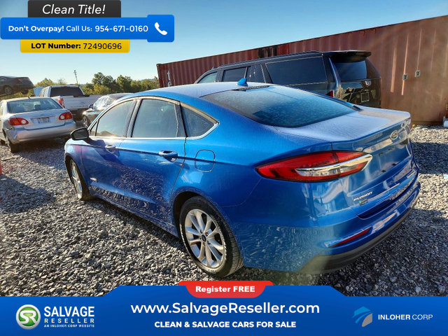 Used 2019 Ford Fusion SE FWD image 3