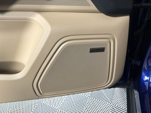 Used 2025 Porsche Macan image 23