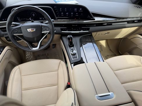 Certified 2024 Cadillac Escalade ESV Premium Luxury w/ Performance Package image 12