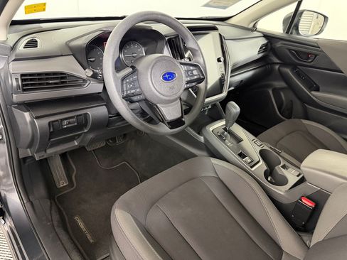 Used 2025 Subaru Crosstrek 2.5i Premium AWD/4WD image 3