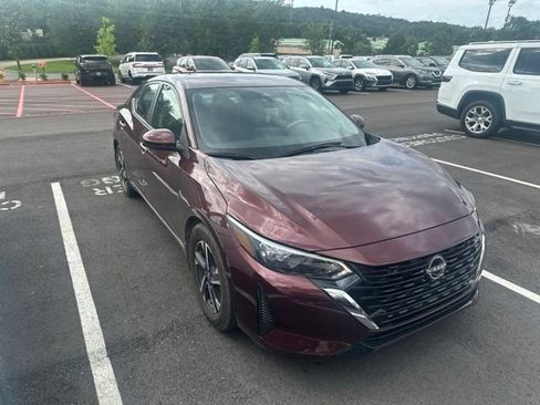 Used 2025 Nissan Sentra SV FWD image 1