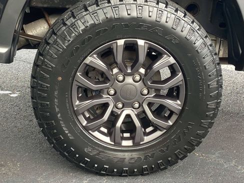 Used 2019 Ford Ranger XLT w/ Equipment Group 302A Luxury AWD/4WD image 7