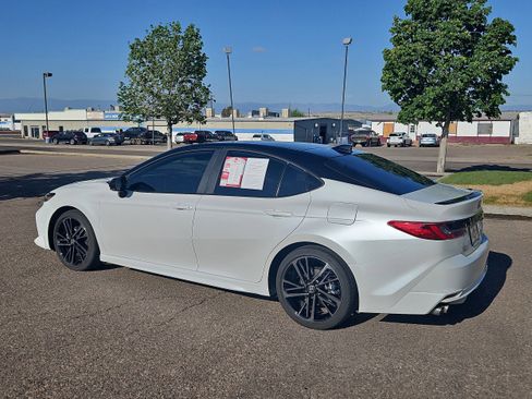Used 2025 Toyota Camry XSE w/ Premium Package FWD image 5