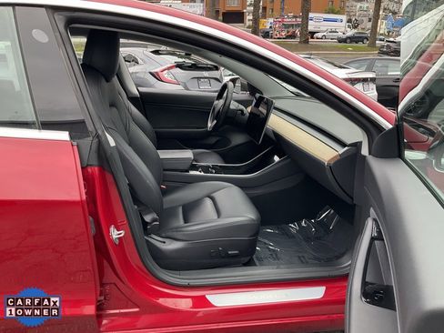 Used 2018 Tesla Model 3 Performance image 58