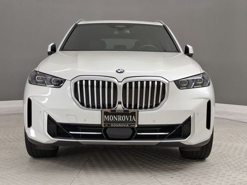 Used 2025 BMW X5 xDrive40i w/ Parking Assistance Package AWD/4WD image 6