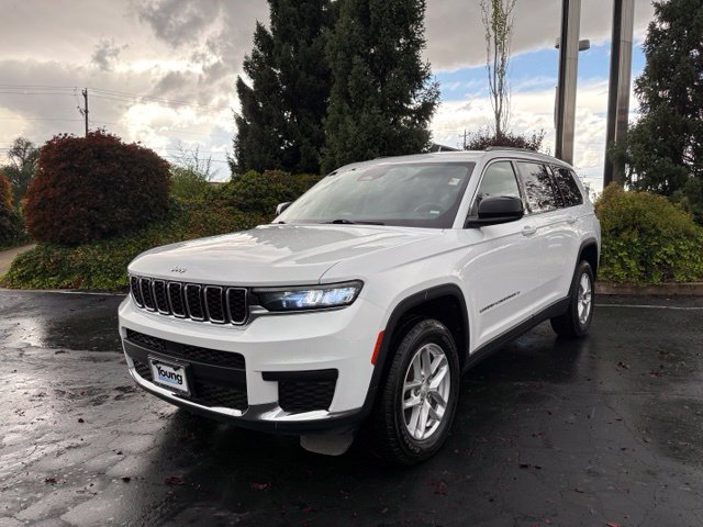 Used 2023 Jeep Grand Cherokee L Laredo AWD/4WD image 1