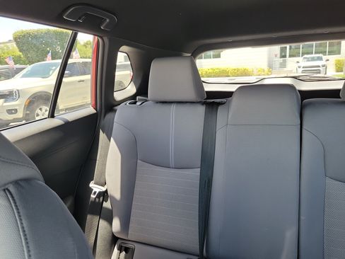 Used 2023 Toyota Corolla Cross AWD Hybrid image 20