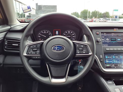 Certified 2025 Subaru Outback AWD/4WD image 13