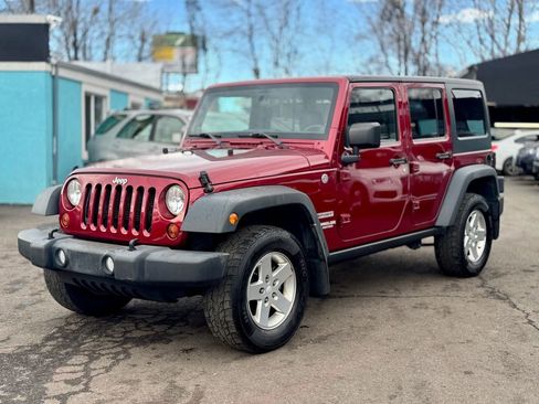 Used 2012 Jeep Wrangler Unlimited Sport AWD/4WD image 4
