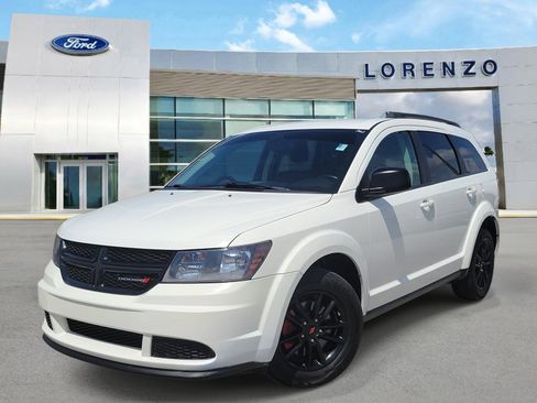 Used 2020 Dodge Journey SE w/ SE Popular Equipment Group FWD image 1