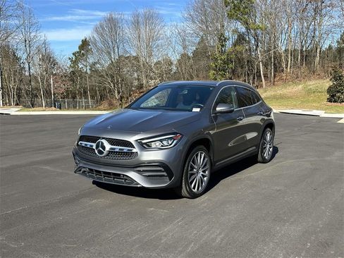 Used 2021 Mercedes-Benz GLA 250 GLA 250 image 3