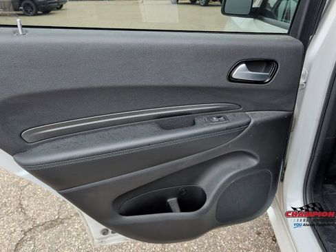 Used 2021 Dodge Durango SXT image 16