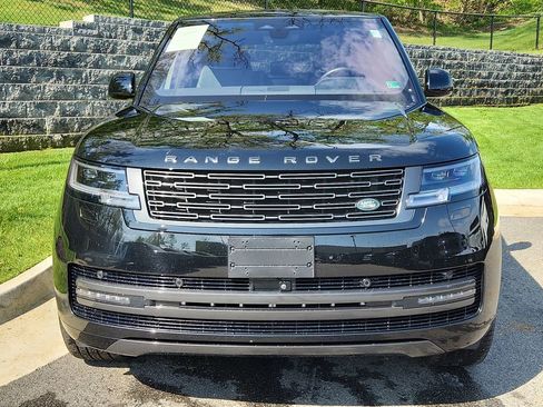 Used 2023 Land Rover Range Rover SE AWD/4WD image 8