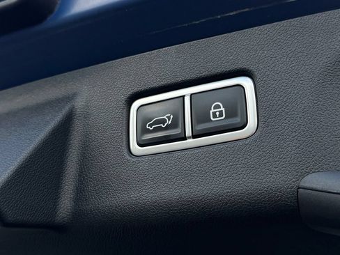 Used 2023 Kia Sorento EX w/ Panoramic Sunroof Package FWD image 21