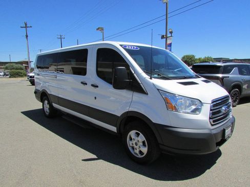 Used 2017 Ford Transit 350 XLT RWD image 2