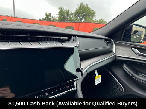 New 2026 Jeep Grand Cherokee L Limited image 23