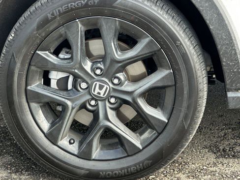 Used 2025 Honda HR-V Sport image 26