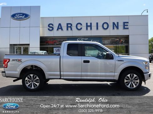 Used 2017 Ford F150 XL w/ Equipment Group 101A Mid AWD/4WD image 1