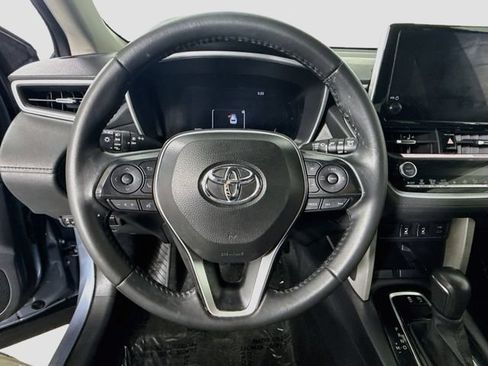 Certified 2024 Toyota Corolla Cross XLE w/ Convenience Package FWD image 13