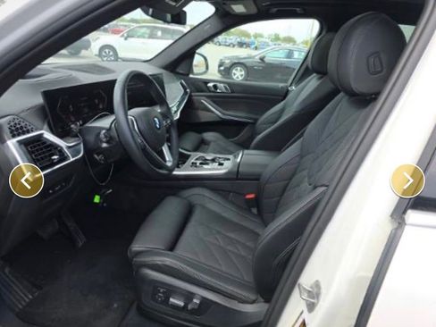Used 2026 BMW X5 sDrive40i image 3