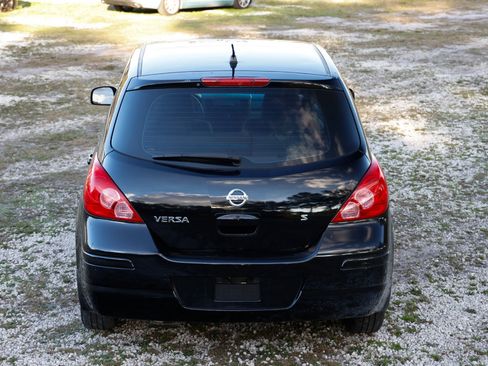Used 2009 Nissan Versa S w/ Convenience Pkg image 9