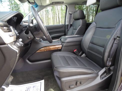 Used 2015 GMC Yukon XL 4x4 Denali image 2