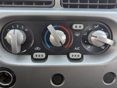 Used 2004 Nissan Xterra SE w/ (Pro) Protection Pkg image 35