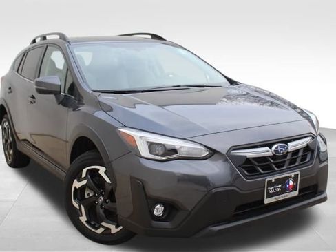 Used 2023 Subaru Crosstrek 2.5i Limited w/ Moonroof Package image 3